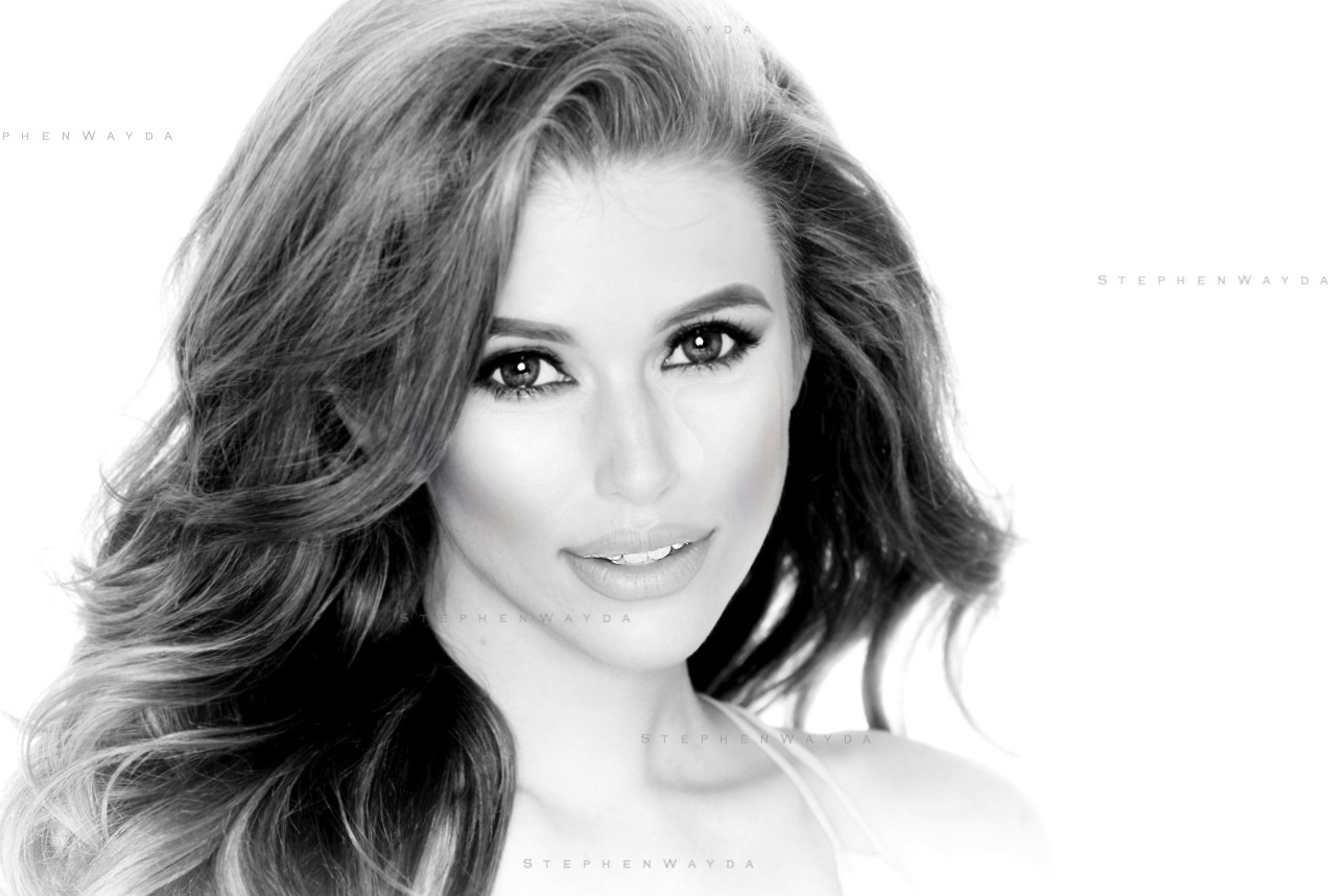 NiaSanchezWatermark-7cropped